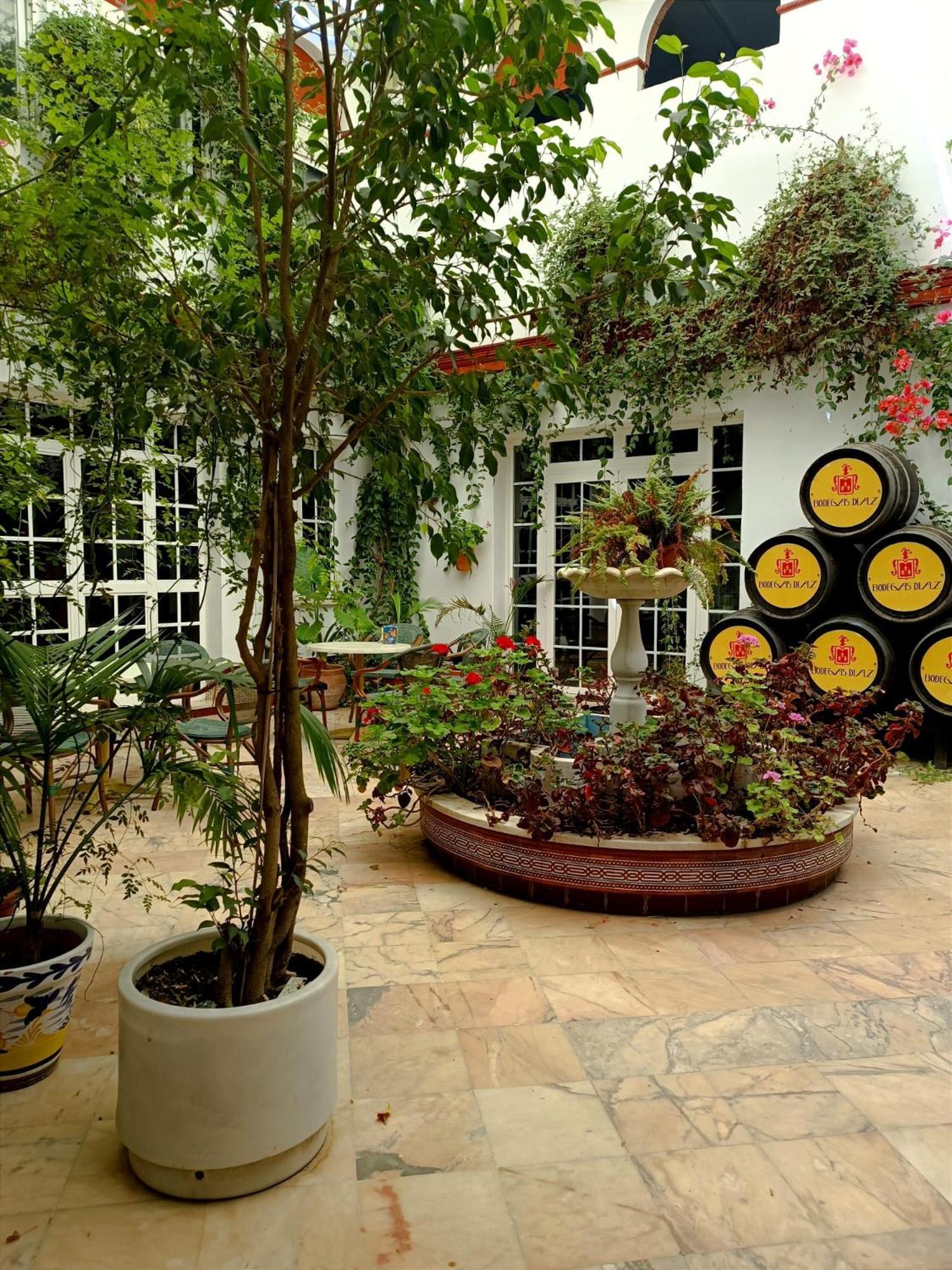 Hostal El Lirio โบยูยอส ปาร์ เดล กนดาโด ภายนอก รูปภาพ